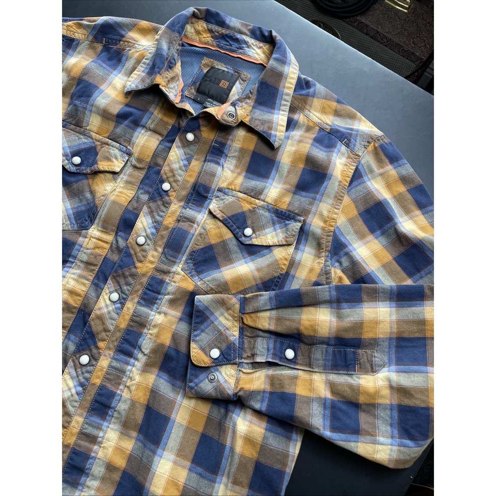 5.11 Tactical Pearl Snap Multicolored Men's Large Plaid, Large hid inner pockets